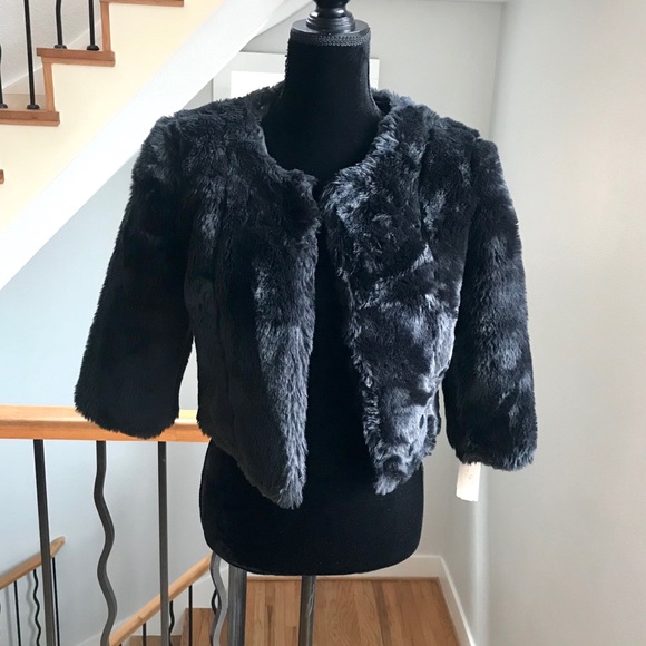 LUXURY FUR COAT - Picture 1 of 9